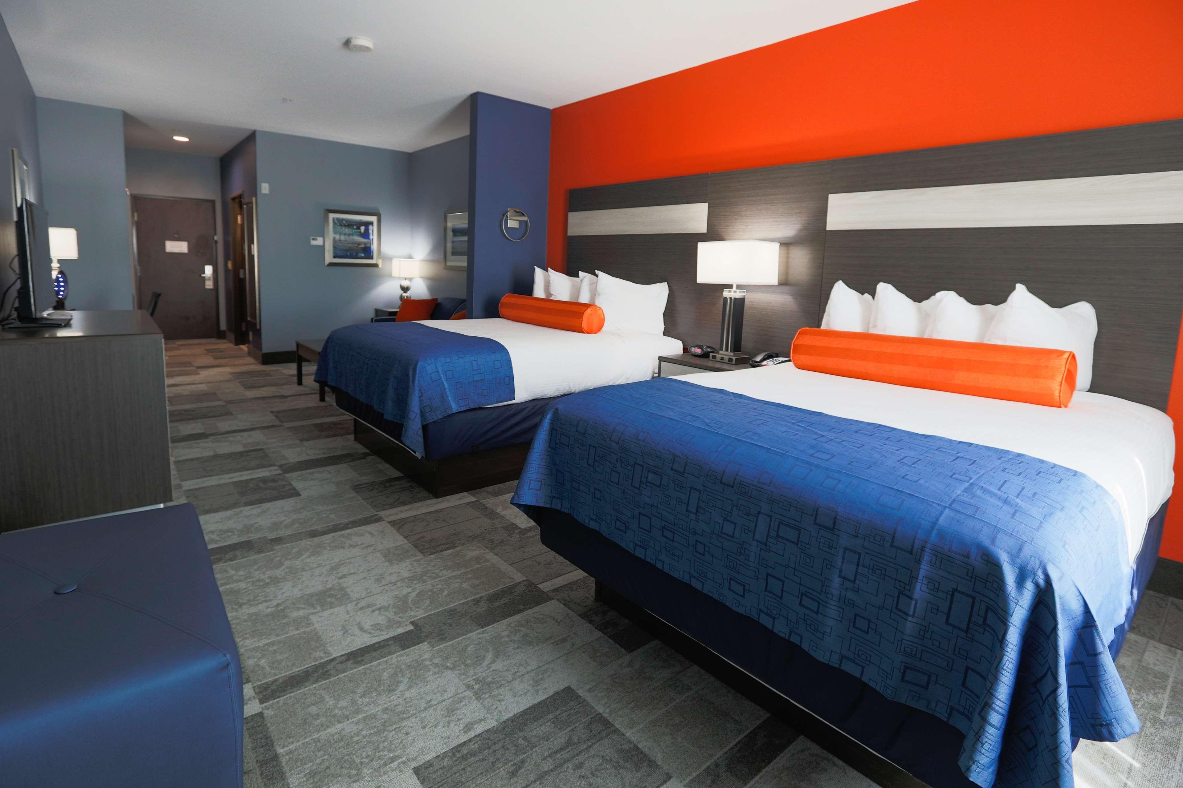 Best Western Plus Wewoka Inn & Suites Ngoại thất bức ảnh