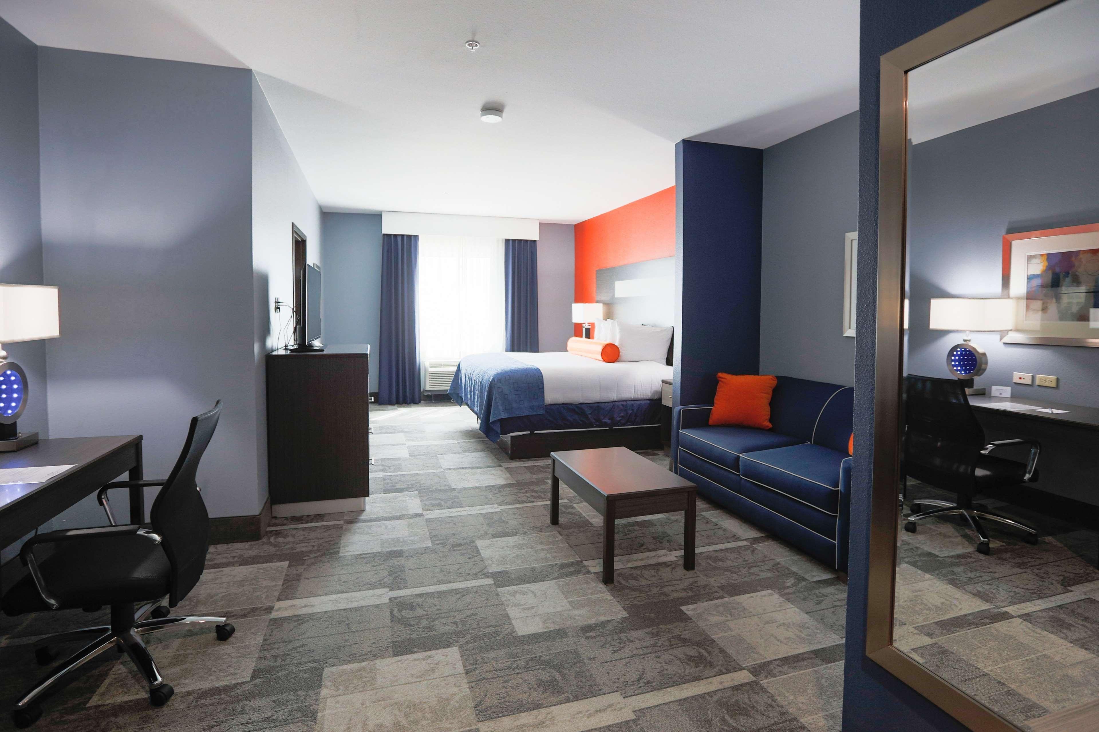 Best Western Plus Wewoka Inn & Suites Ngoại thất bức ảnh