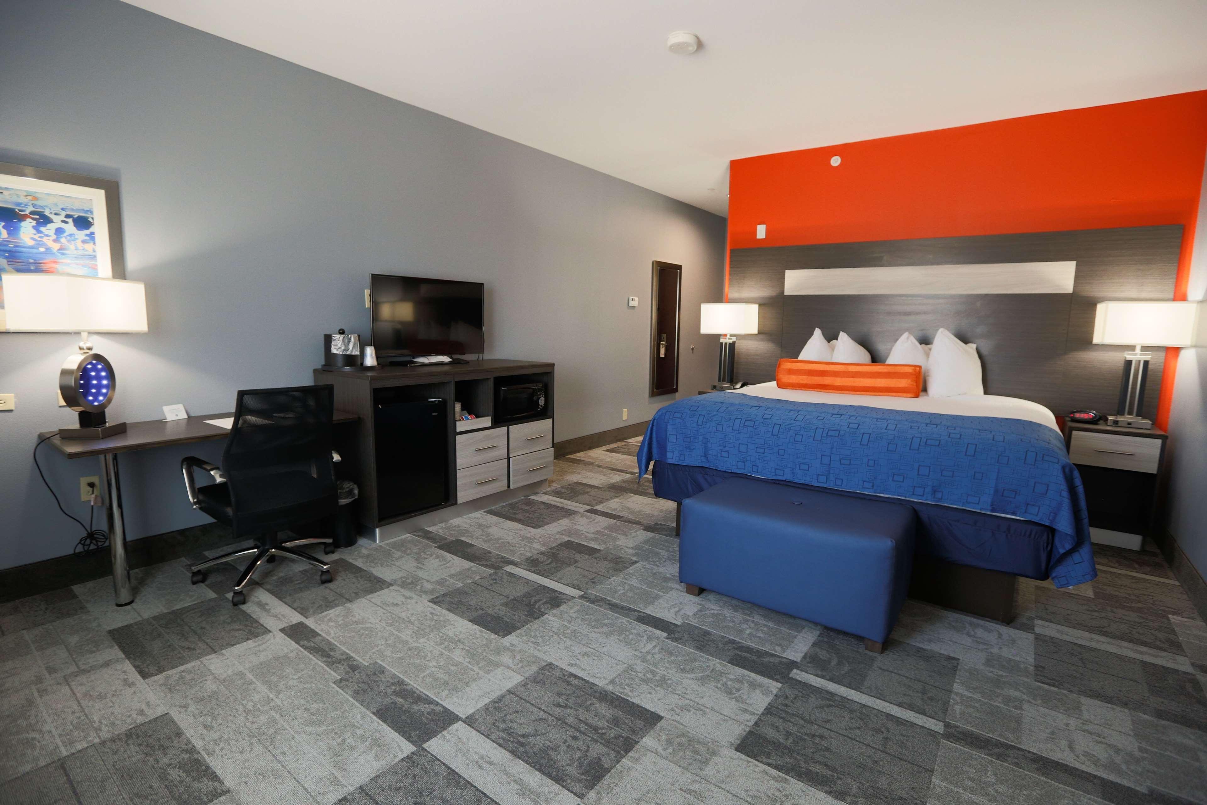 Best Western Plus Wewoka Inn & Suites Ngoại thất bức ảnh