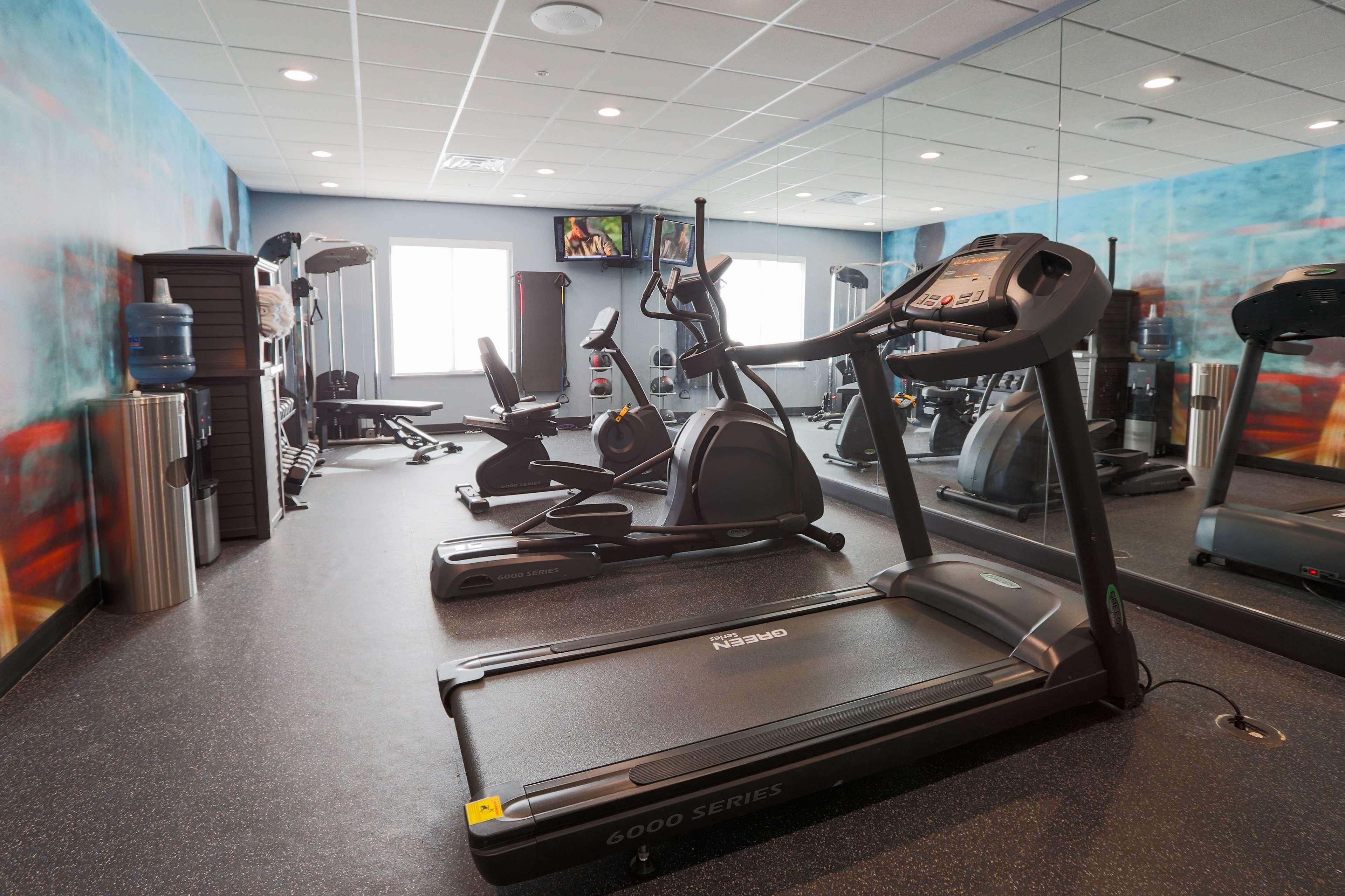 Best Western Plus Wewoka Inn & Suites Ngoại thất bức ảnh