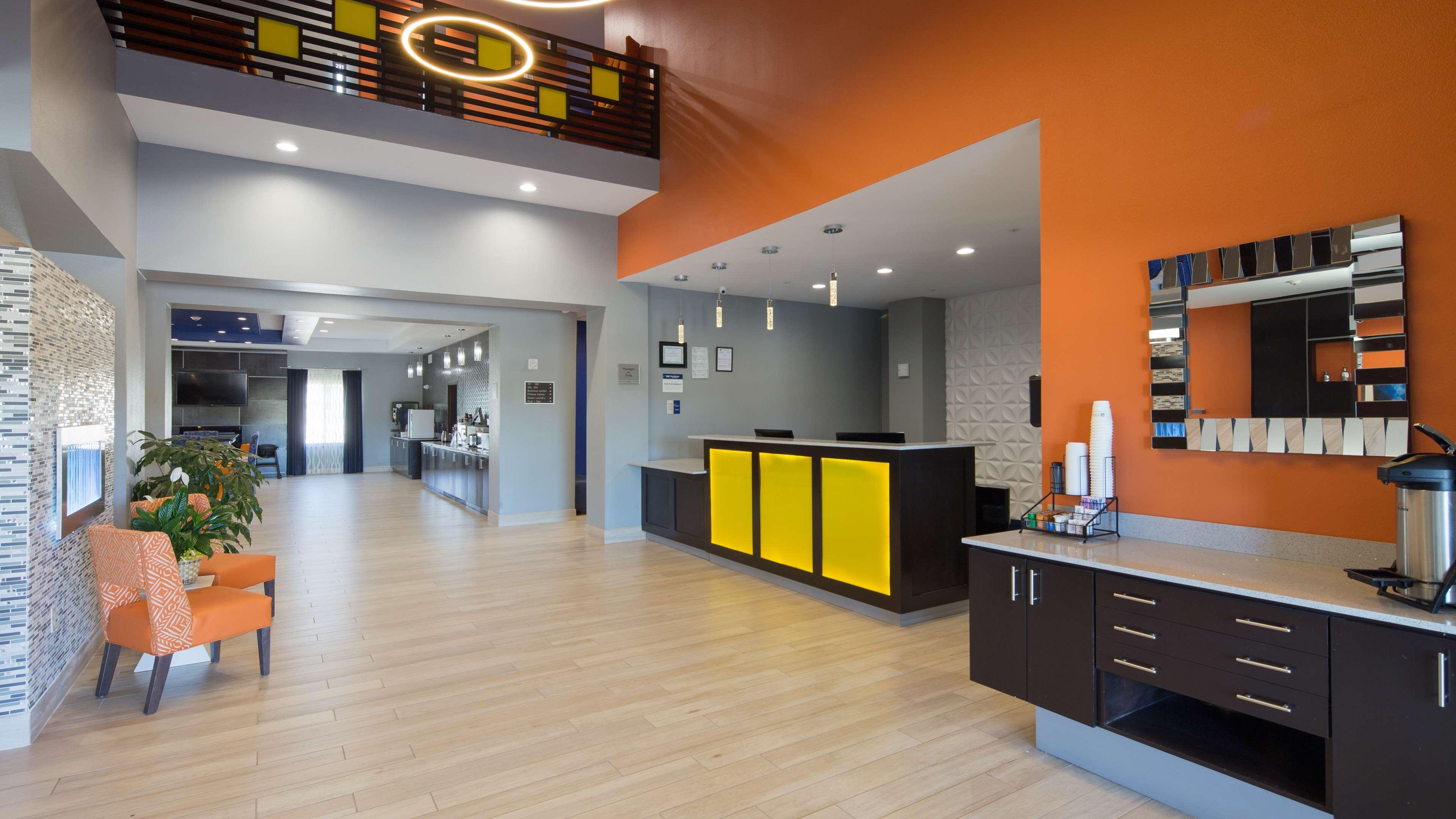 Best Western Plus Wewoka Inn & Suites Ngoại thất bức ảnh