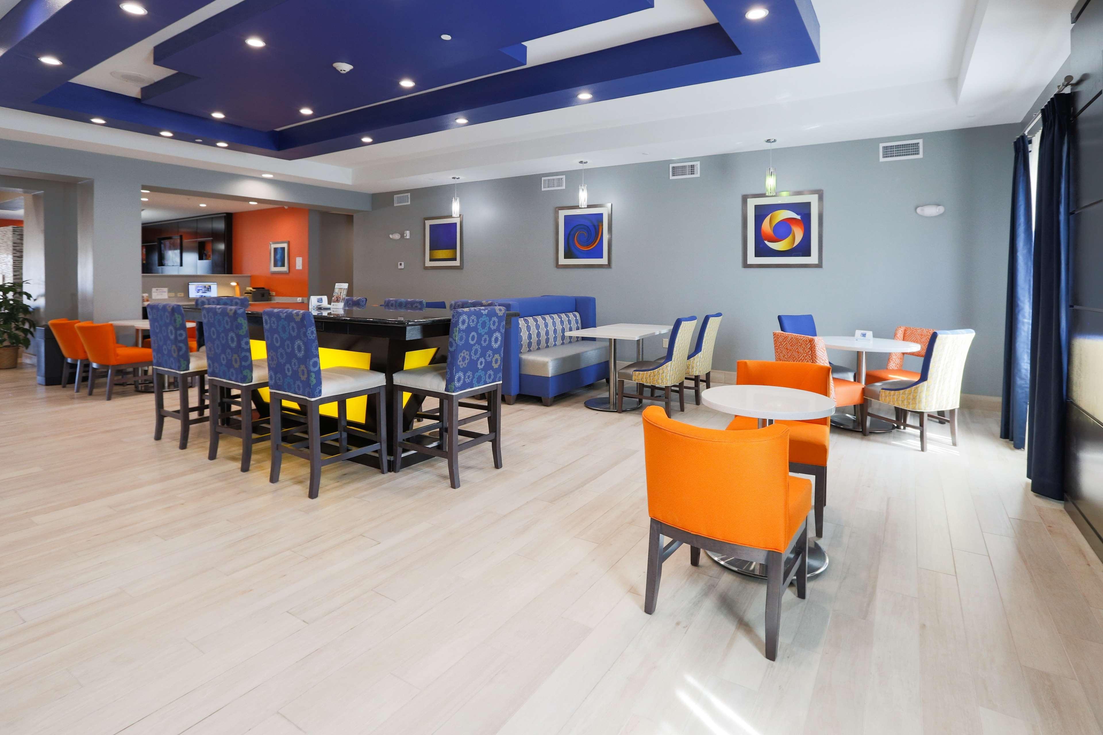 Best Western Plus Wewoka Inn & Suites Ngoại thất bức ảnh