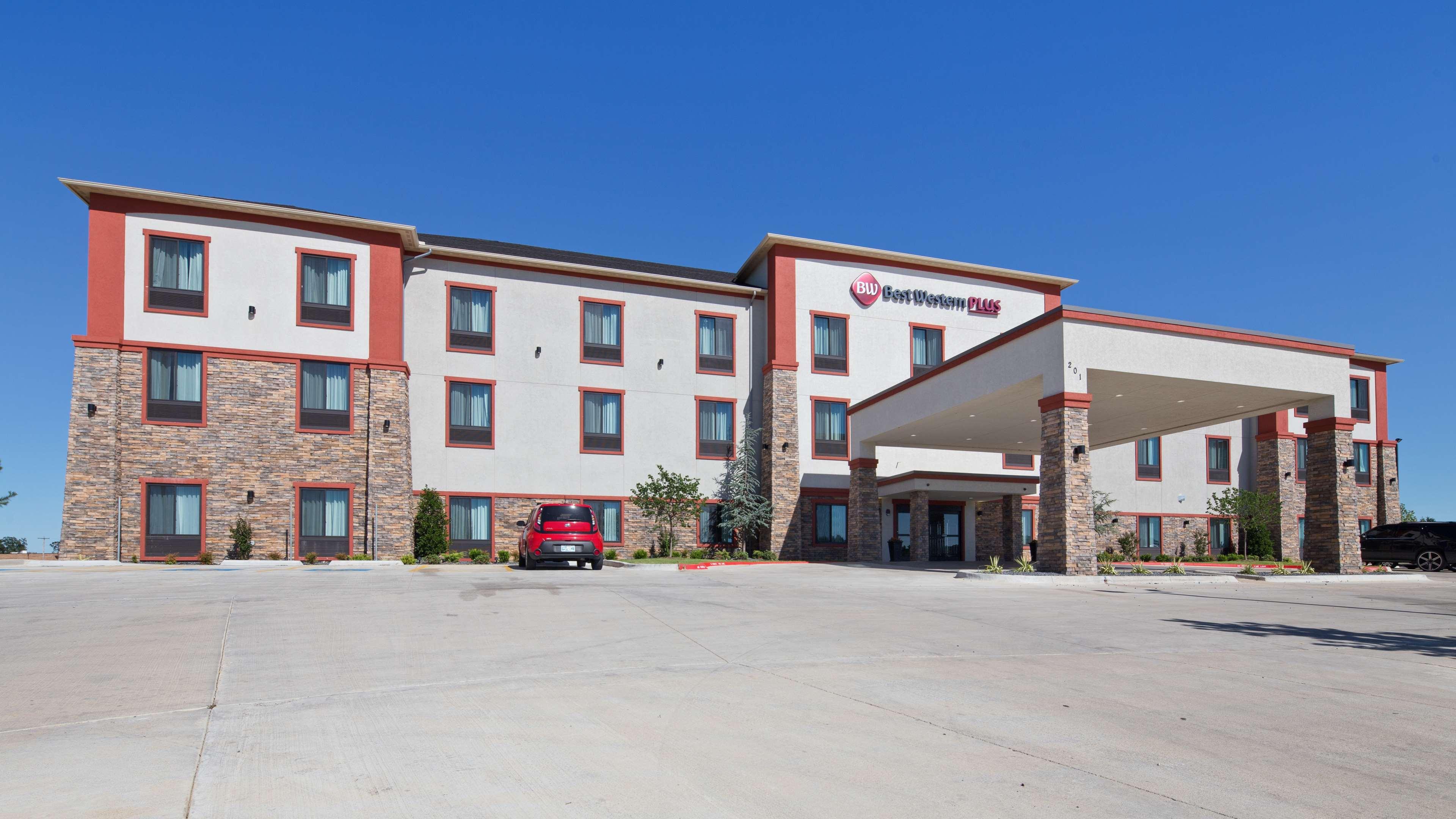 Best Western Plus Wewoka Inn & Suites Ngoại thất bức ảnh