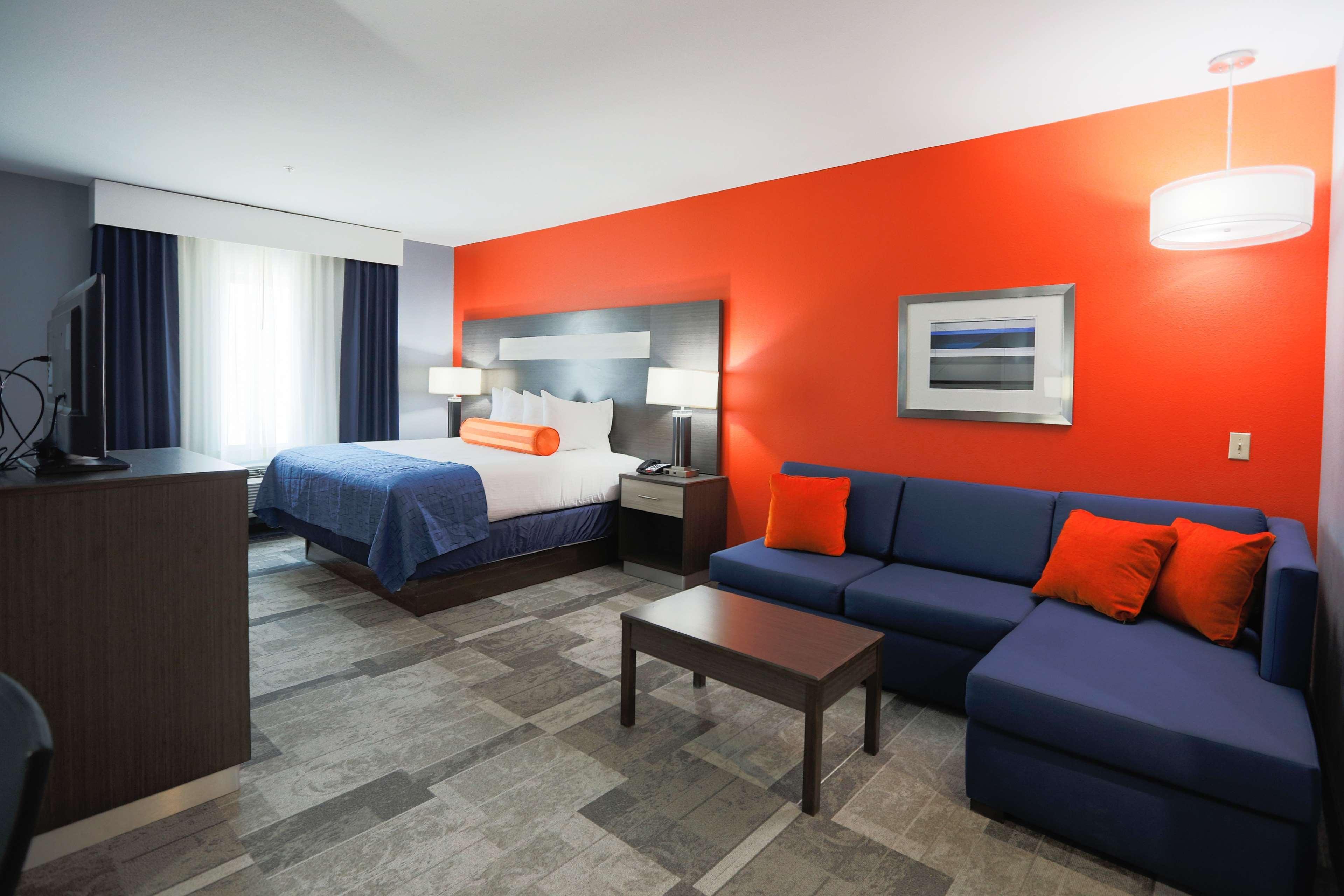 Best Western Plus Wewoka Inn & Suites Ngoại thất bức ảnh