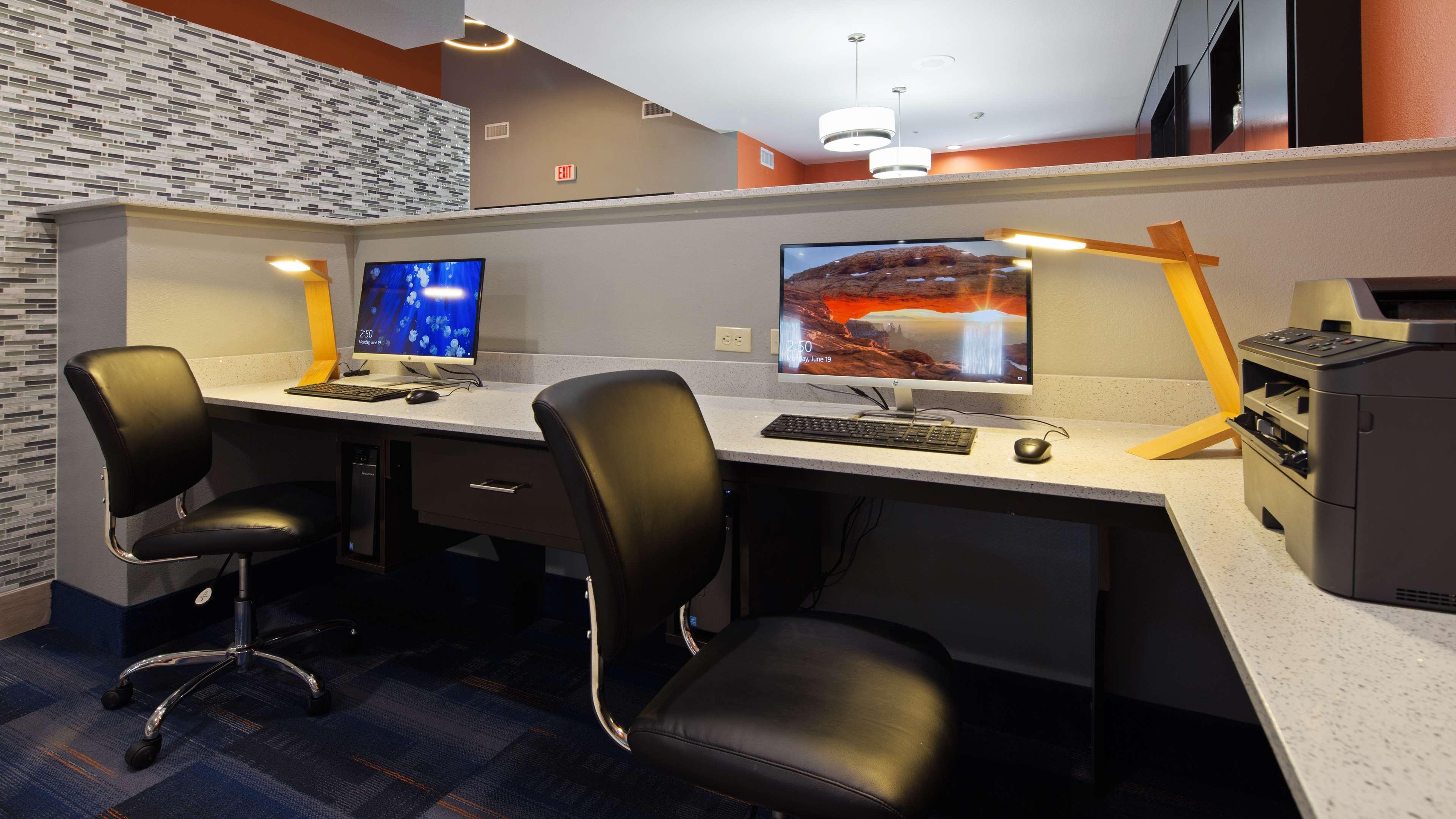 Best Western Plus Wewoka Inn & Suites Ngoại thất bức ảnh