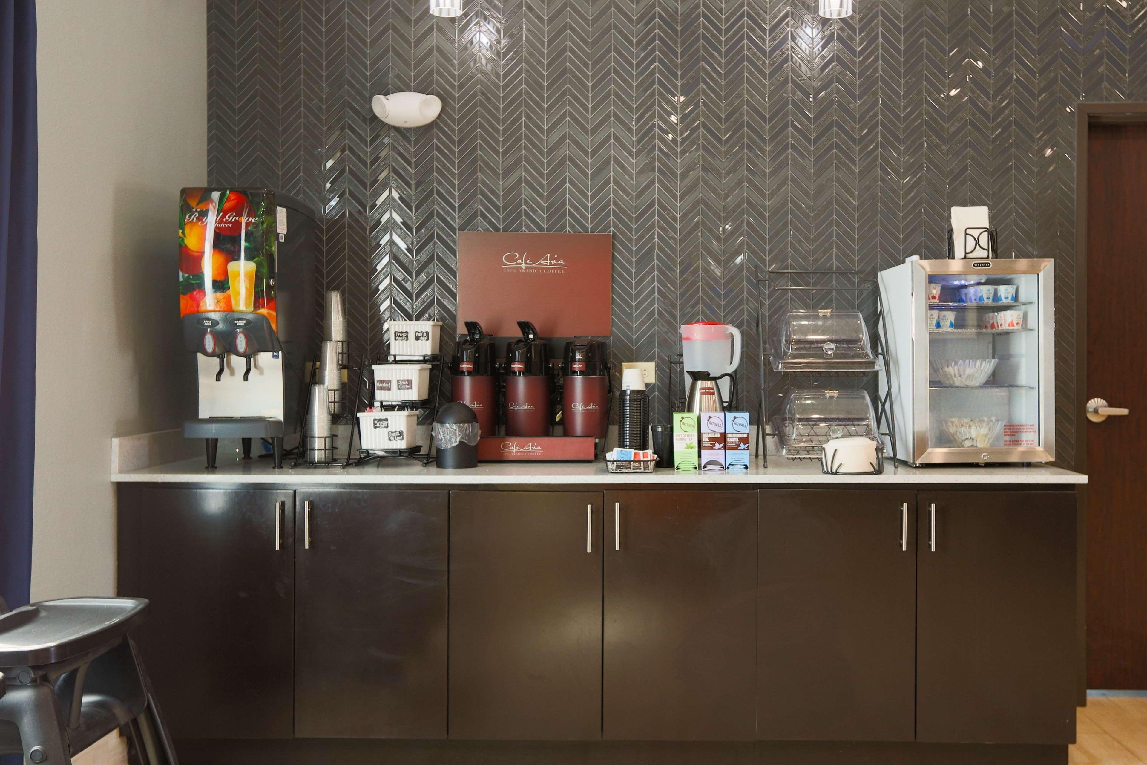 Best Western Plus Wewoka Inn & Suites Ngoại thất bức ảnh